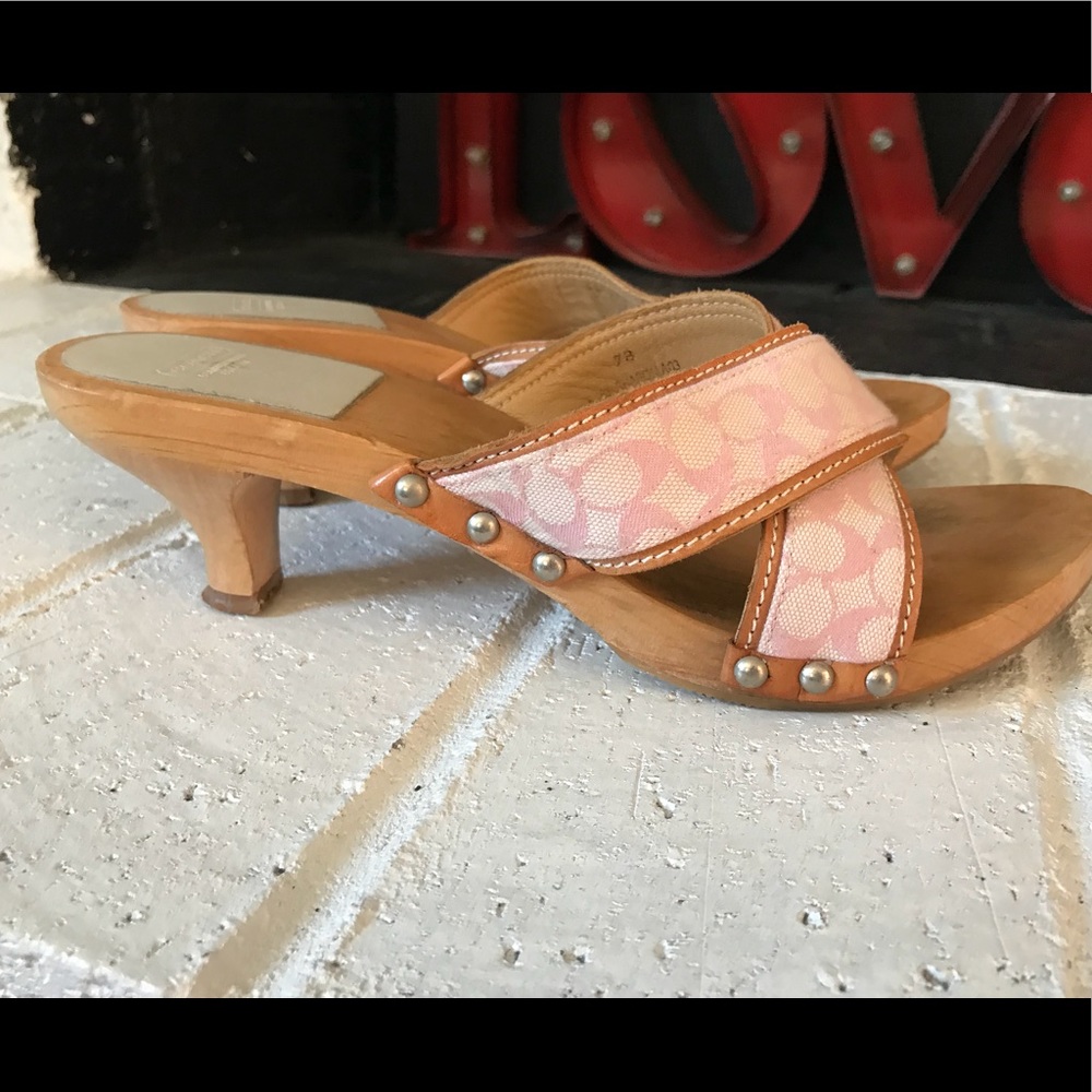 Coach sandals Size 7 pink
